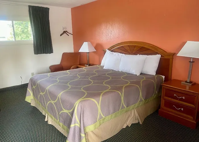 Inn Rodeway 3*
