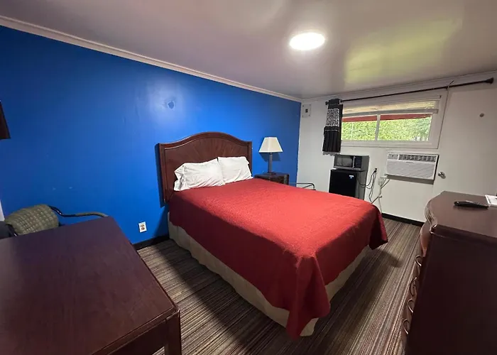 Rodeway Inn 3*