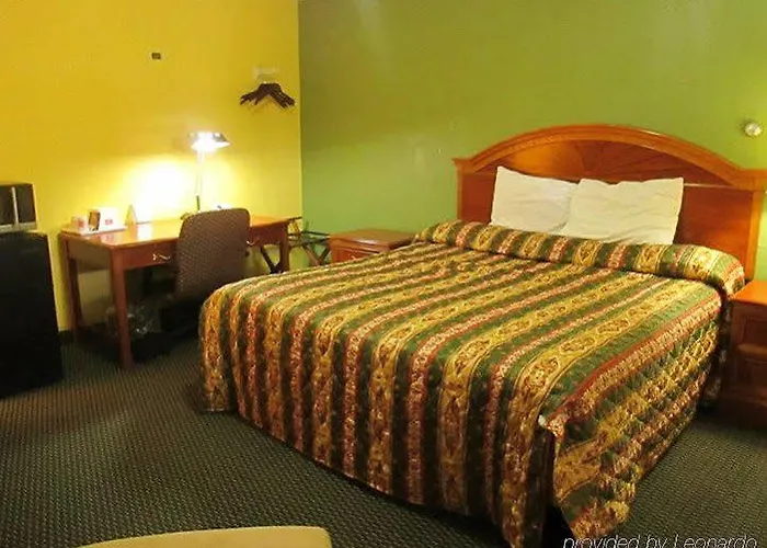 Rodeway Inn 3*
